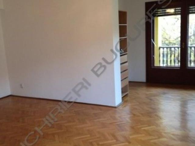 KISELEFF DE INCHIRIAT 3 CAMERE 120MP