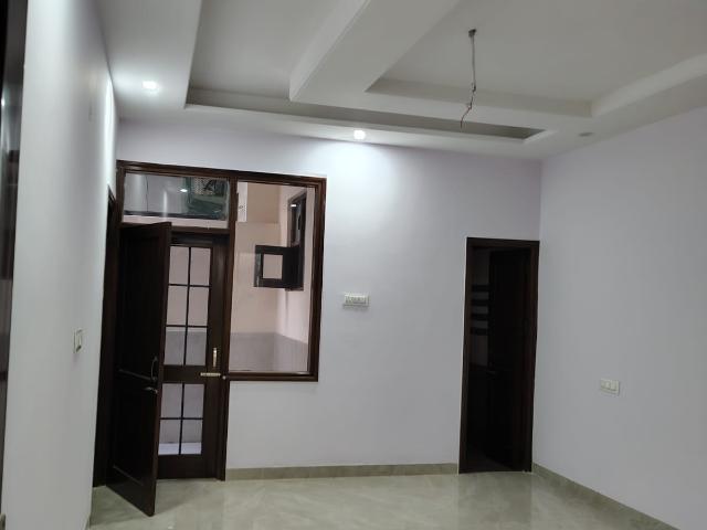 Kishanpura, Zirakpur East 3.5 Bedroom 216 Sq. Yd. Independent House in Kishanpura Zirakpur Listing ID: #10381