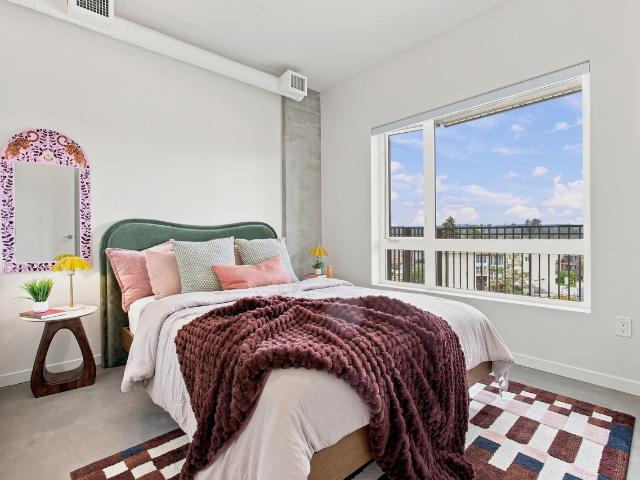 KIT Studio Apartment for Rent at 301 9a St Nw, Calgary, AB T2N None Sunnyside
