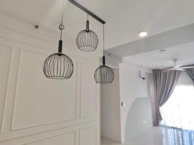 Kita Impian Apartment Cybersouth Dengkil Renovated Partially Furnish