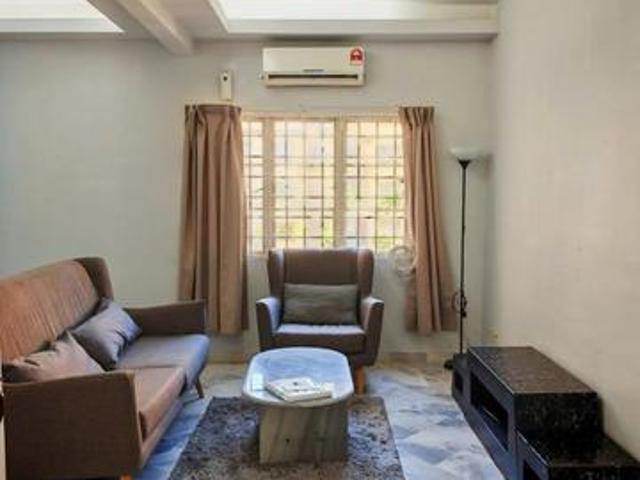KITCHEN CAB FULL RENO GATED GUARDED Starville Apartment USJ 19