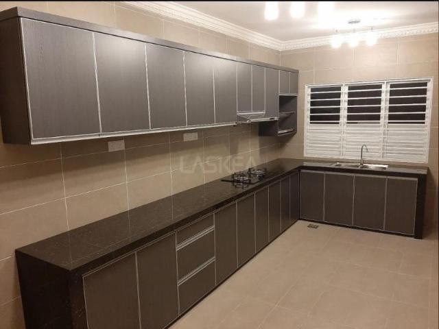 Kitchen Cabinet Double Storey Terrace at Setia Alam For Rent