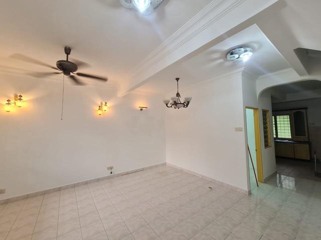 Kitchen Cabinet Reno Taman Sri Putra Sungai Buloh Selangor for Sale
