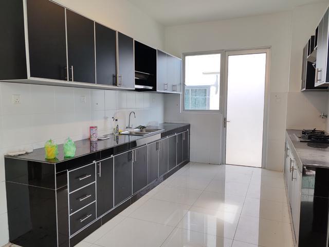Kitchen CabinetEndlot 2 Storey House Ebonylane Eco Forest