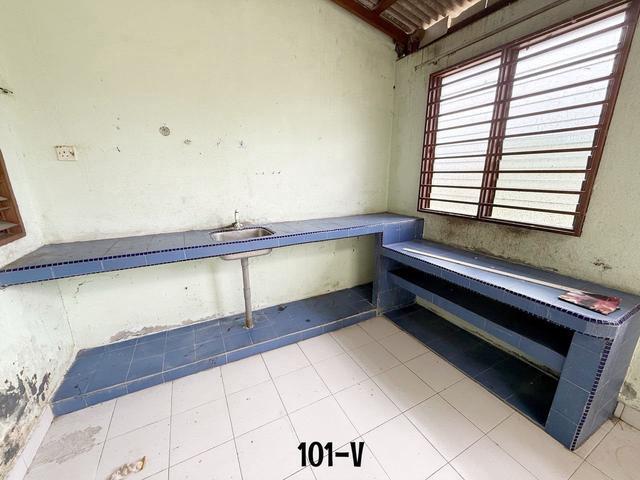Kitchen Extended Great For Invesment 1 Sty House Taman Maznah Klang