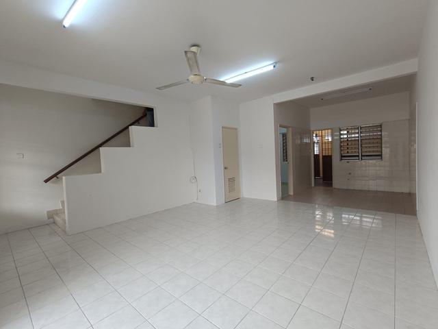 KITCHEN TABLE TOP 4R3B 2STY Bandar Botanic Klang for Rent
