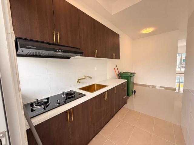 Kitchen table top cabinet heater 2 Storey House Acacia Park