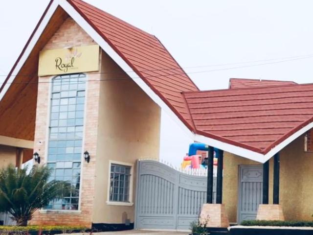 Kitengela modern 5 bedroom townhouse for rent