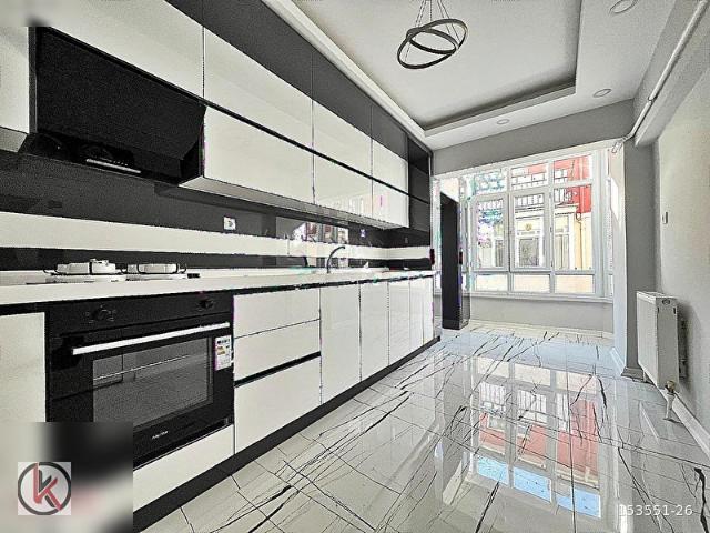 KOÇ'TAN PLEVNE MAH.'DE 3+1 ARA KAT ÖN CEPHE ULTRA LÜKS DAİRE!