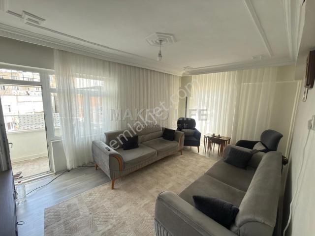 Koşuyolu Parkı Yanı Merkezi Konumda Satılık 2+1 Daire