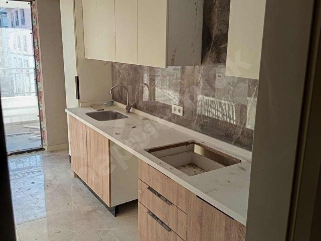 'KOÇAK'tan Saraycık Asm Öniz 500 Evler'de Acil Satılık Daire