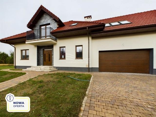 Kościelna 262,20 m², Dąbrówka