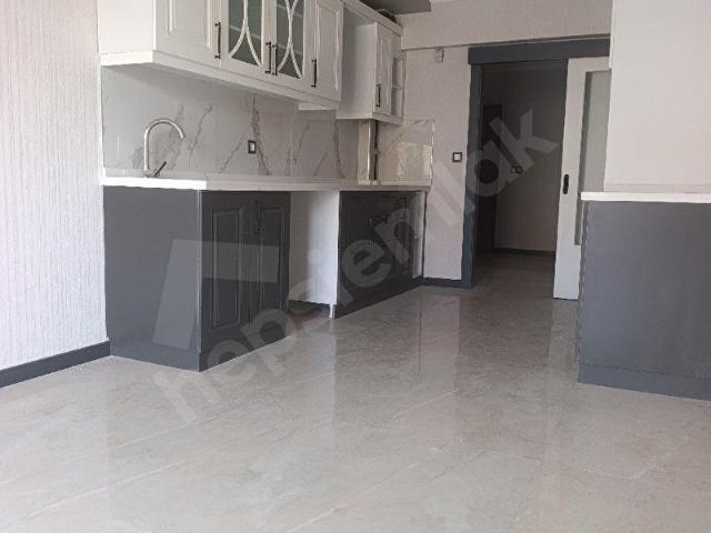 Köşebaşı Kilerli Sıfır Güney cephe Geniş 3+1 Daire