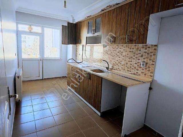 Koç Kardeşlerden Veliköyde 2+1 Satılık