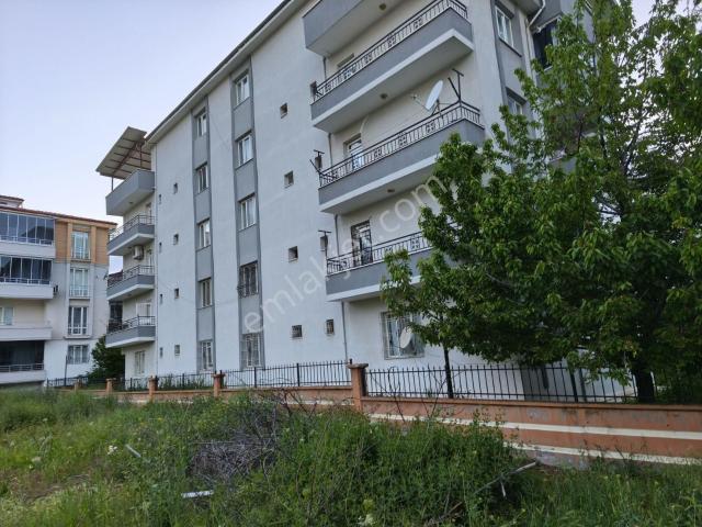 Kömur Tevzi İnonu Mah Hasarsiz 3+1 Kiralik Ara Kat