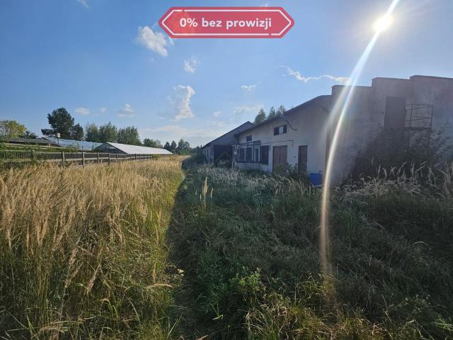 Komercyjne magazyn na sprzedaż