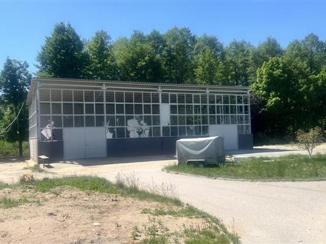 Komercyjne magazyn na wynajem, Zastawna