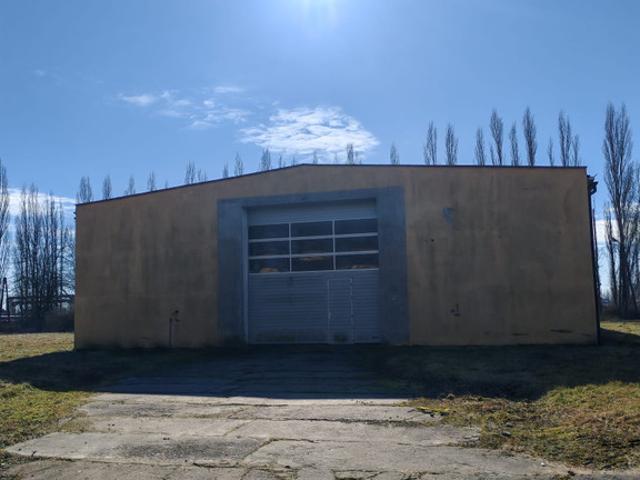 Komercyjne magazyn na wynajem, Rolna