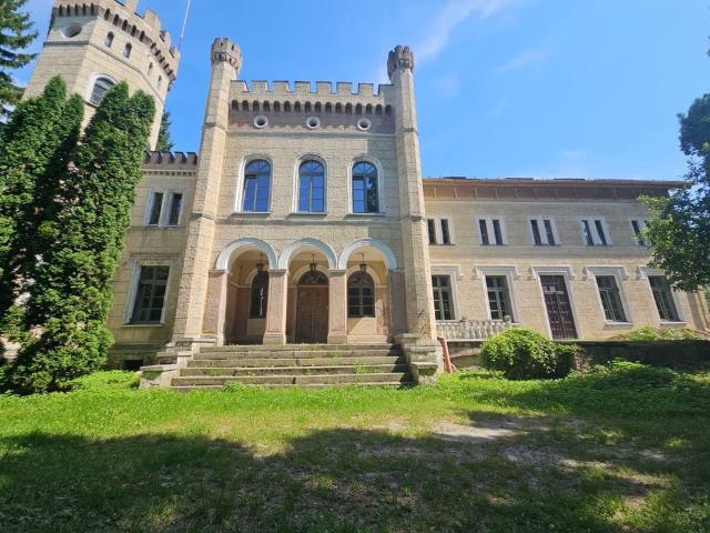 Komercyjne obiekt zabytkowy na sprzedaż