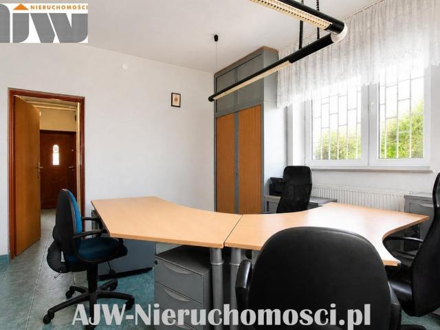Komercyjne biuro na wynajem, 3 Maja