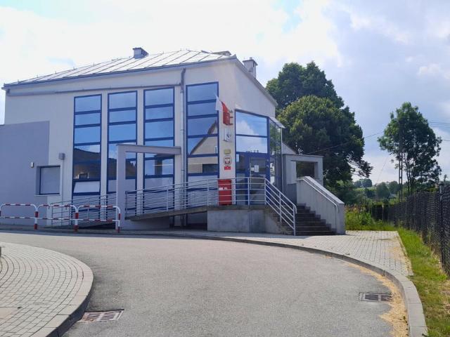 Komercyjne biuro na wynajem, Pocztowa