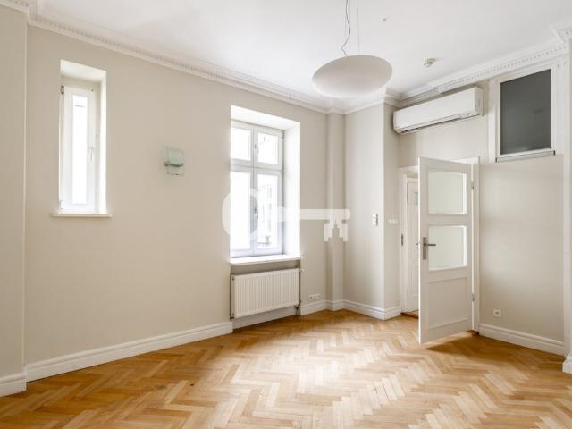 Komercyjne biuro na wynajem, Warszawa, Śródmieście, Wspólna