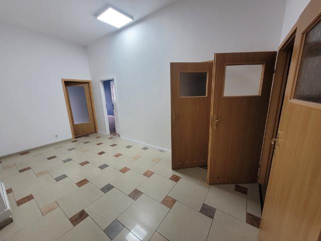 Komercyjne biuro na wynajem, Wrocław, Krzyki