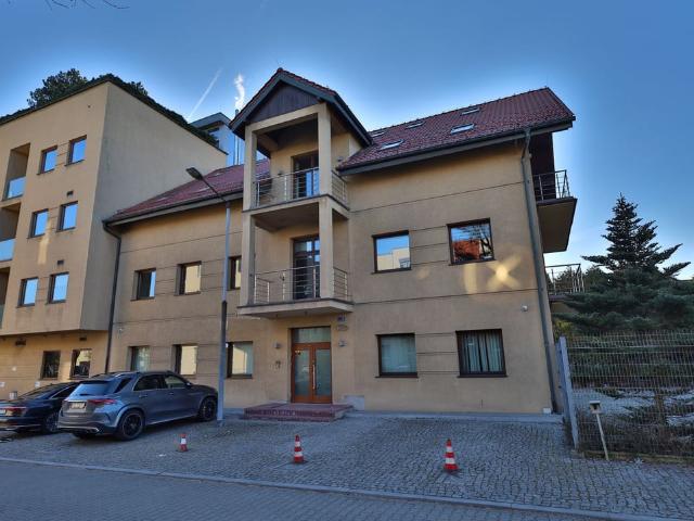 Komercyjne biurowiec na wynajem, Katowice, Brynów, Rolna