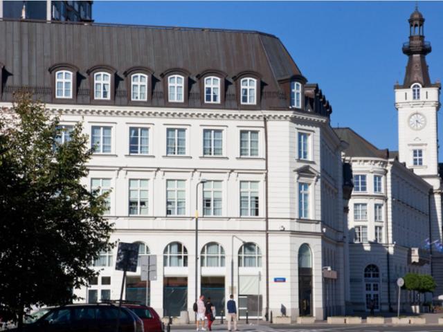 Komercyjne biurowiec na wynajem, Warszawa, Śródmieście