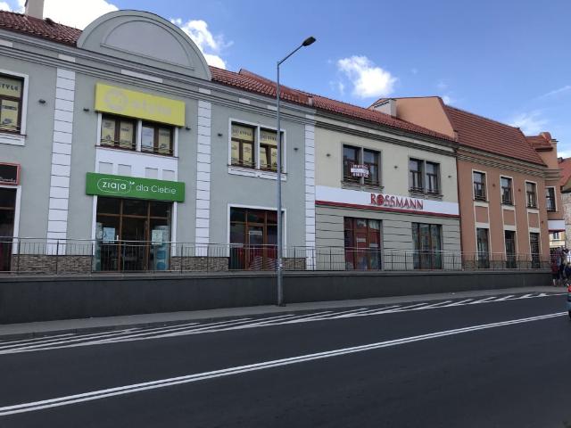 Komercyjne grunt na wynajem, Ułańska