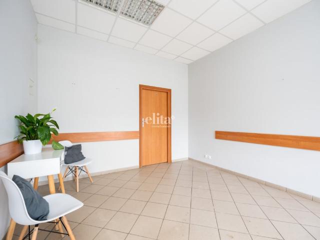 Komercyjne lokal na sprzedaż