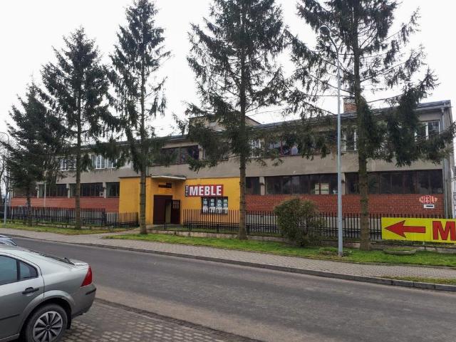 Komercyjne hala na sprzedaż