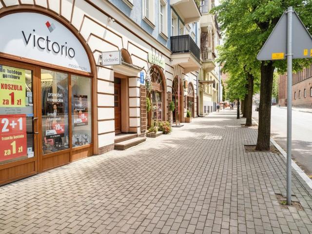 Komercyjne biuro na sprzedaż, Armii Krajowej