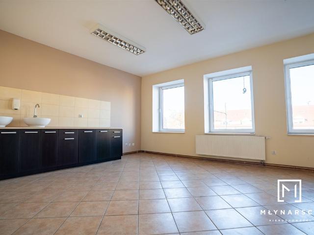 Komercyjne lokal na sprzedaż, Dąbrowa Górnicza, Reden