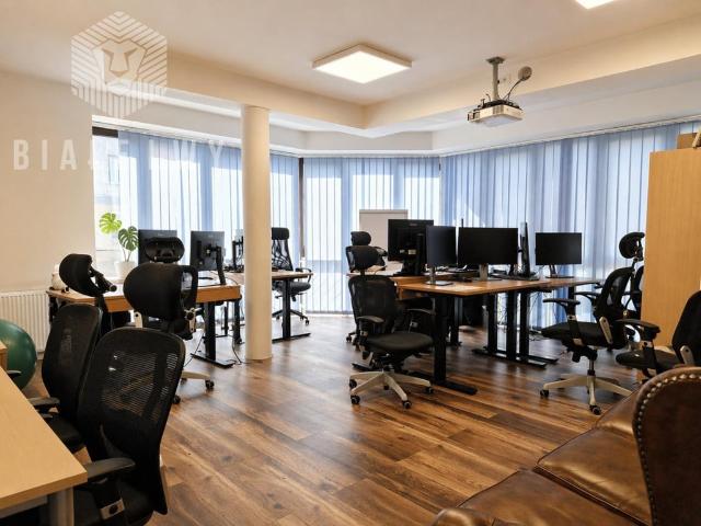 Komercyjne biuro na wynajem, Warszawa, Wola, Miedziana