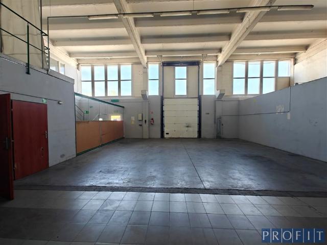 Komercyjne magazyn na wynajem, Tychy