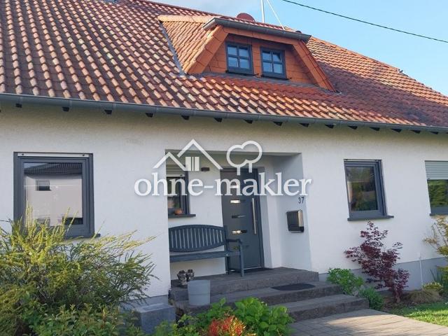 Komfortabeles Einfamilienhaus mit ELW, top Lage und Außenanlage