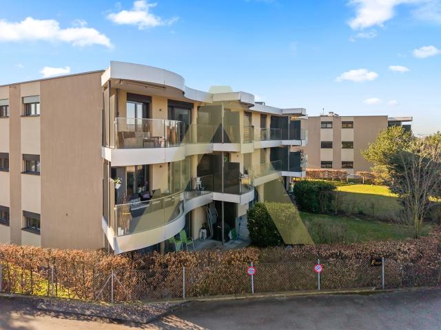 Komfortable und zeitgenössische Wohnung in der Nähe des Sees