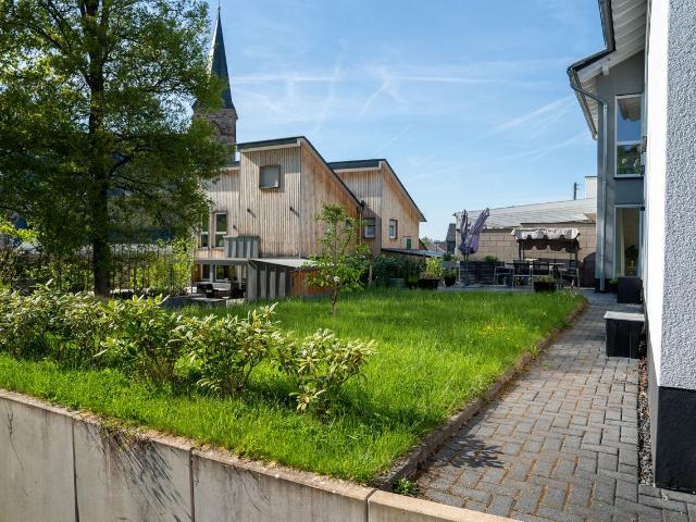 Komfortable Erdgeschosswohnung mit Garten