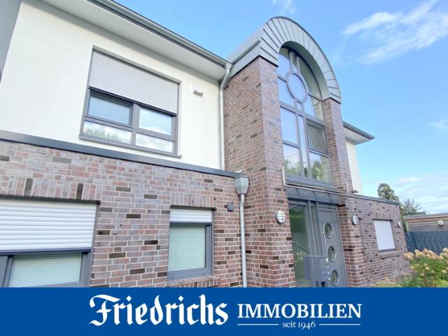 Bezugsfreie, neuwertige 2 Zimmer Wohnung mit Terrasse, Gartenanteil und Garage in Bad Zwischenahn