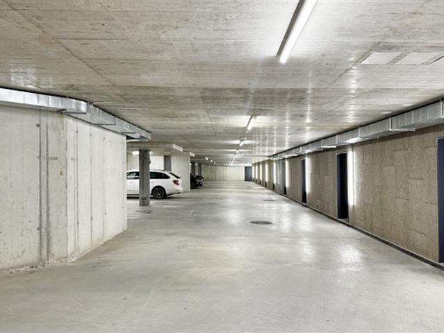 komfortabler Doppelparkplatz in gepflegter Tiefgarage