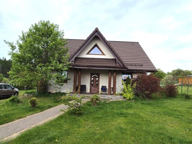 Komfortowy dom 123 m² z dużą działką w Strzepczu