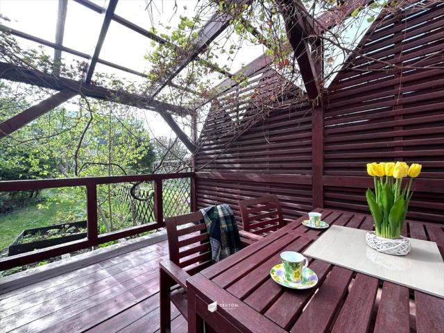Komfortowy dom szeregowy 158 m² z ogrodem i garażem