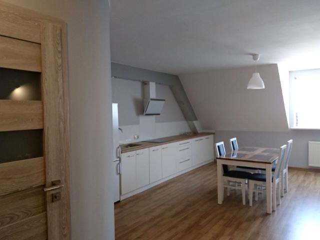 Komfortowy w pełni wyposażony apartament w centrum ul. Leszczyńskich, Leszno