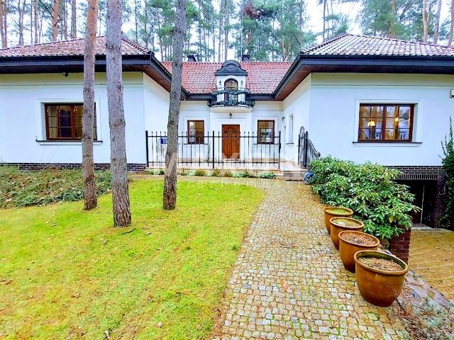 Komfortowa rodzinna willa w strefie A Konstancin Jeziorna