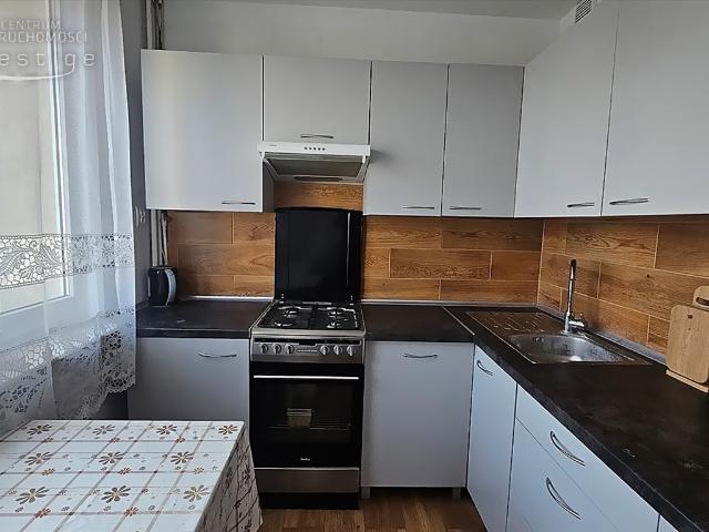 Komfortowe 2 pokojowe mieszkanie z balkonem, blisko rynku
