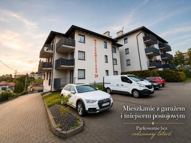 Komfortowe 3 pokojowe mieszkanie z garażem i miejscem parkingowym