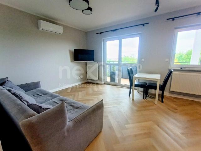 Komfortowe 40 m² mieszkanie z balkonem i garażem