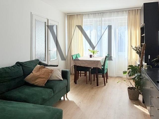 Komfortowe 4 pokojowe mieszkanie z balkonem i komórką