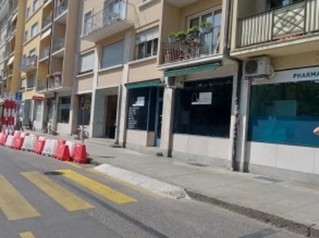 Kommerzielle Spielhalle in einer privilegierten Umgebung in Carouge